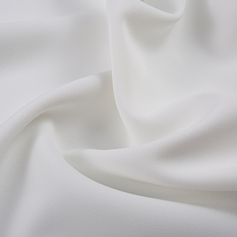 HY098 White composite silk double-layer plain weave four-sided stretch fabric