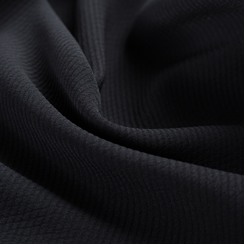 HY132 250GSM 100%P 600D Large Twill Silk Blended Fabric