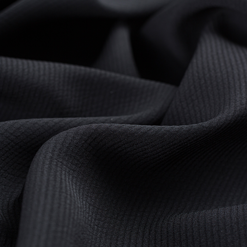 HY132 250GSM 100%P 600D Large Twill Silk Blended Fabric